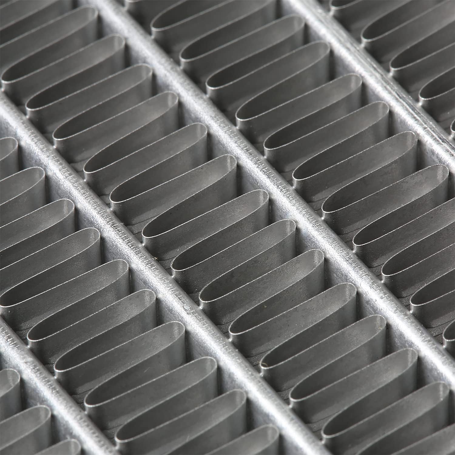 OEM-RA-709 OE Style 1-Row Aluminum Core Radiator Compatible with 81-86 C/K 1500 2500 3500,28-1/4" W X 17-1/4" H X 1-1/4" D,1-5/16" Inlet / 1-9/16" Outlet